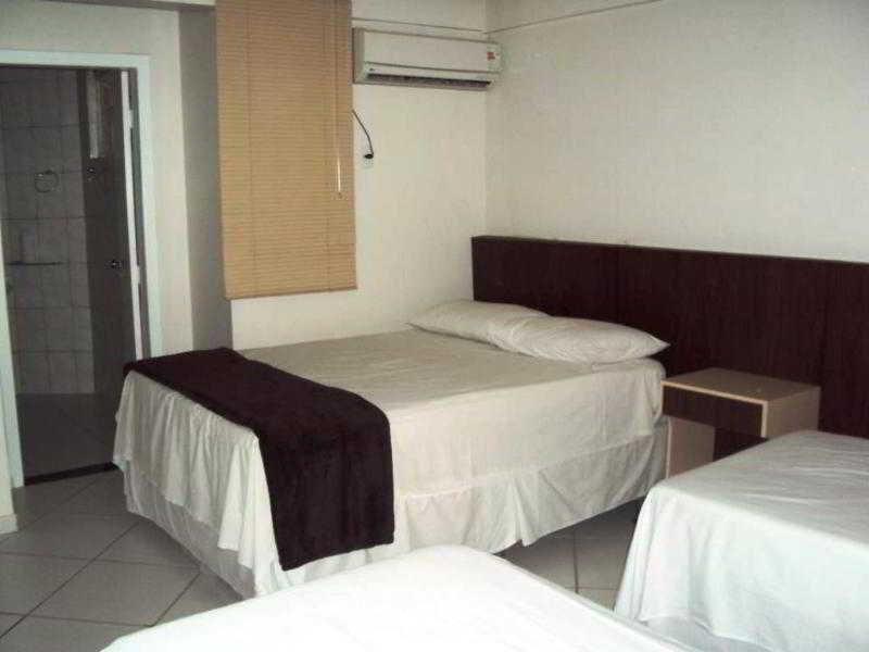 Hotel Dany ฟอสดูอีกวาซู ภายนอก รูปภาพ