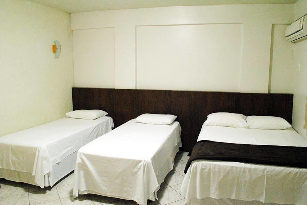 Hotel Dany ฟอสดูอีกวาซู ภายนอก รูปภาพ